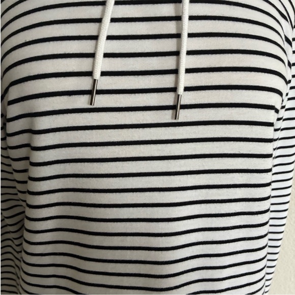 ❤️$5 BUNDLE SALE RBX striped hoodie - Picture 4 of 7
